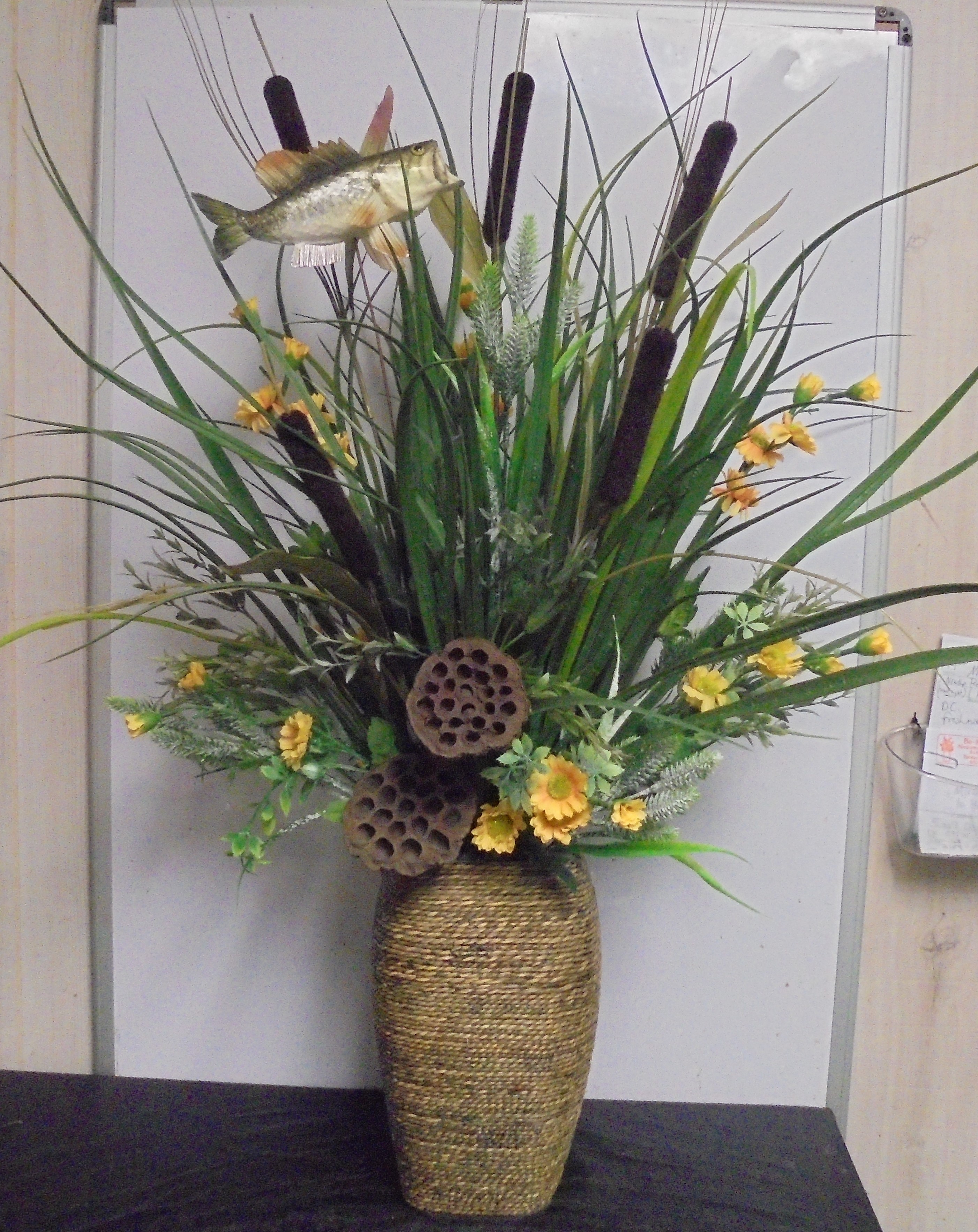 (54) "SILK" Fish Arrangement
$80.00