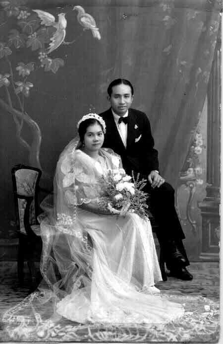 Oct 31, 1937 - Mr. and Mrs. Dalmacio Reyes wedding 