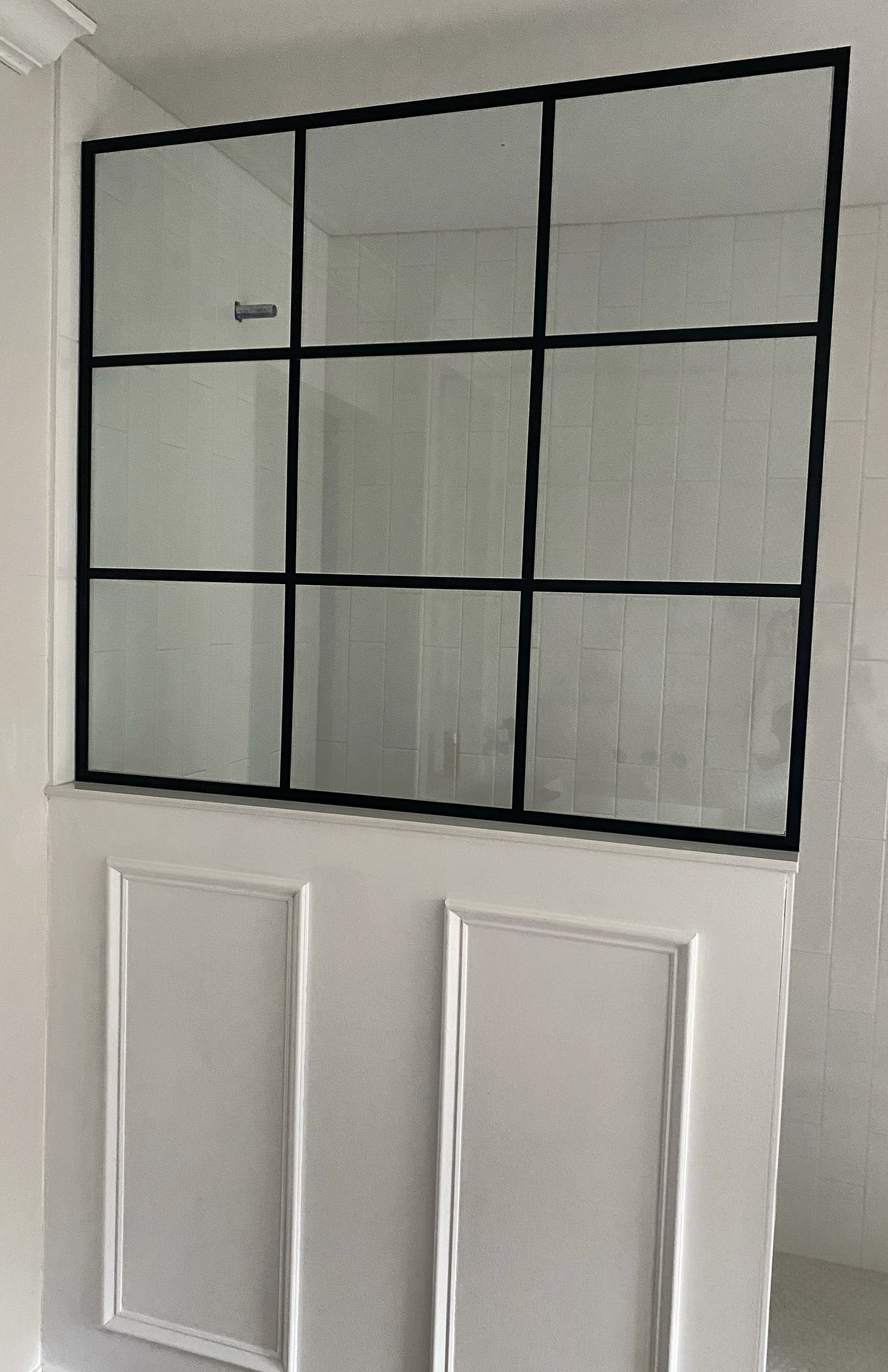 3/8" fixed panel w/ 3/4" grid system by Pierce Lindsey Glass
