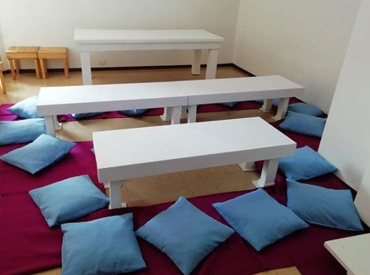 Mesa Rectangular Tapizada Baja
Con 6 Cojines+Manta
$80.000 Alquiler
Manejamos Variedad De Colores