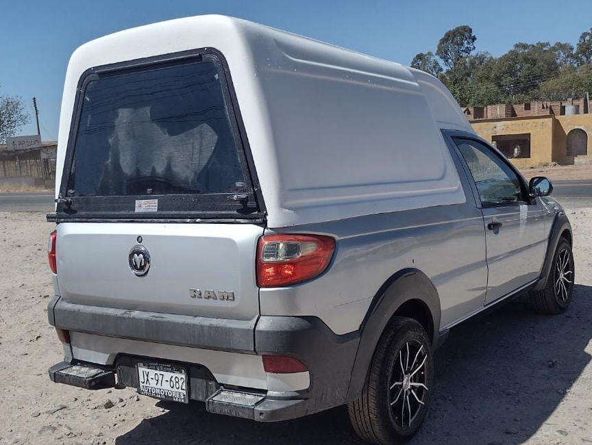 ram 700 camper fibra