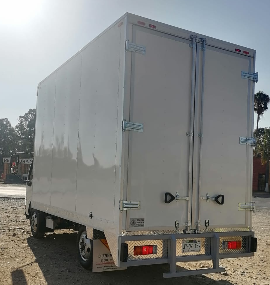 ecas carrocerias isuzu