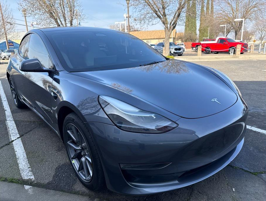 2023 Tesla Model 3
Miles: 43,231
Drive: RWD
Trans: Single-Speed Fixed Gear
Engine: AC Electric Motor
Stock: 1639
VIN: 5YJ3E1EA3PF712360