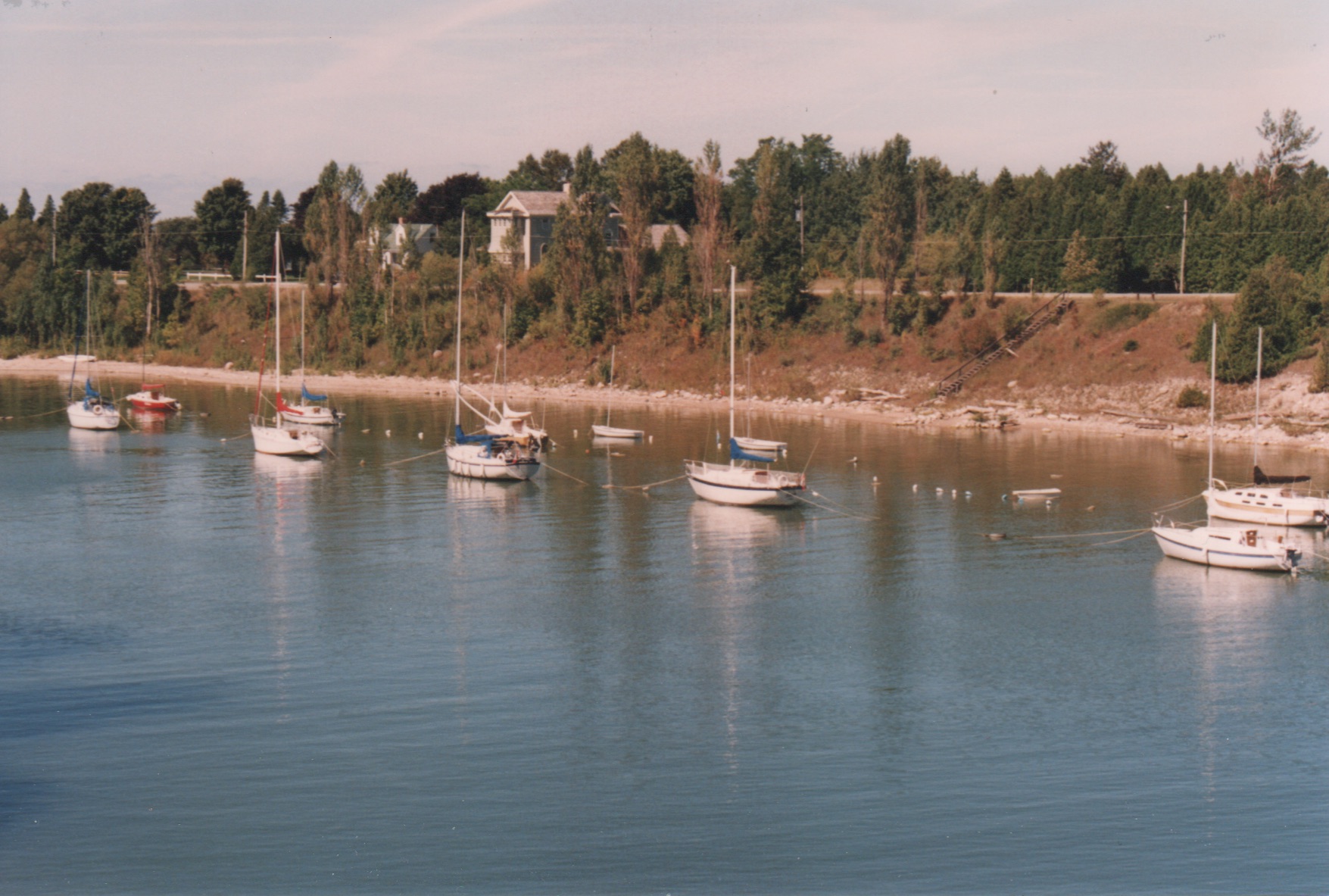 https://0201.nccdn.net/4_2/000/000/03f/ac7/mooring.jpg