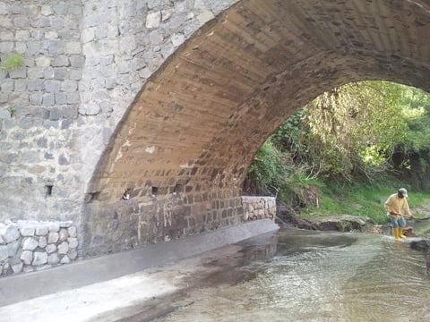 Estabilización puente Angamarca