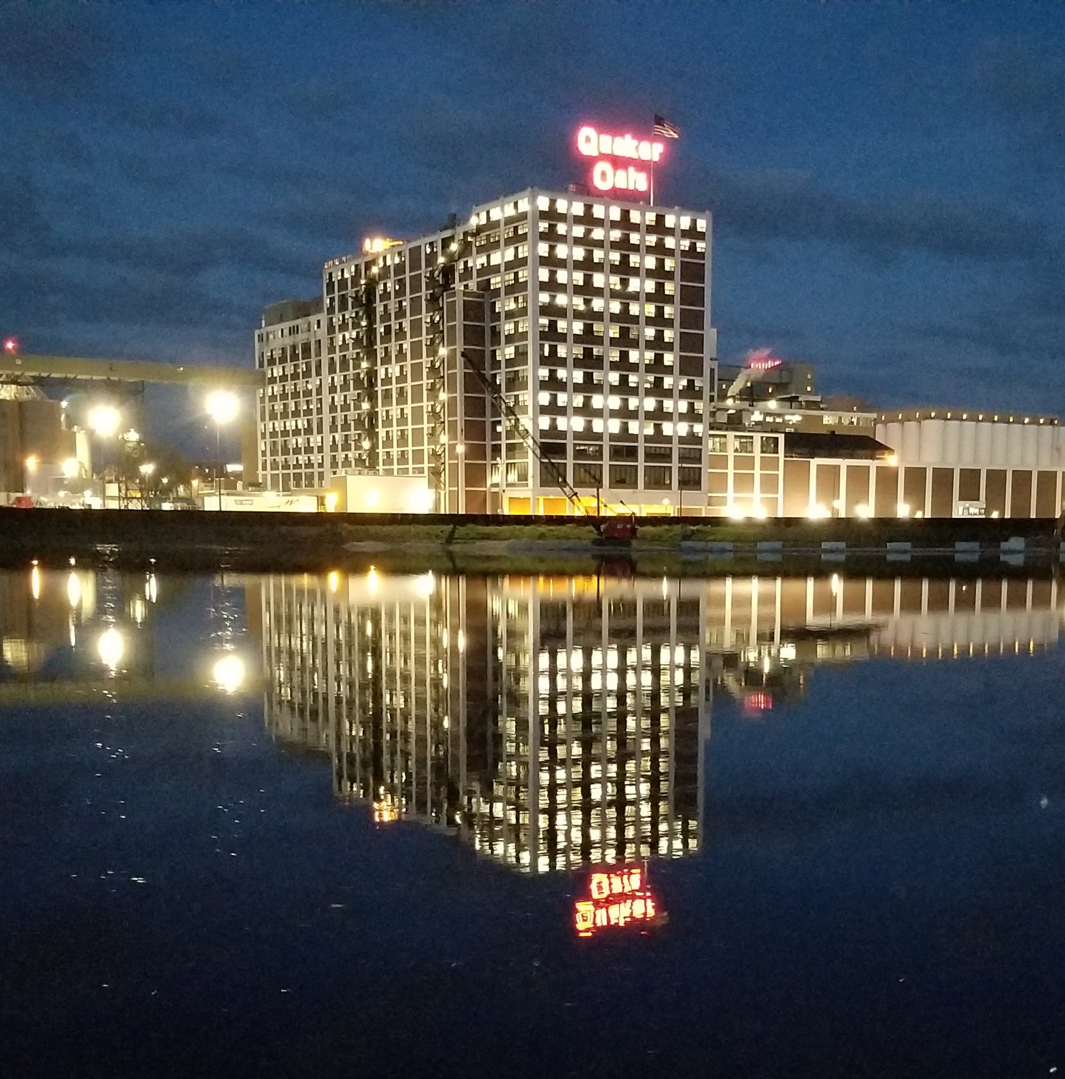 Quaker Oats on the Cedar River