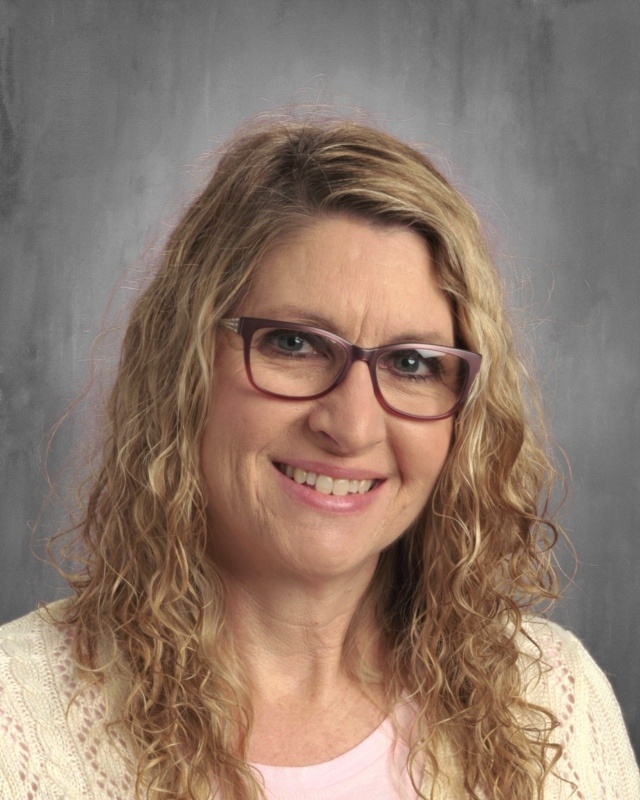 Lorinda Peterson 
1st Grade Teacher
