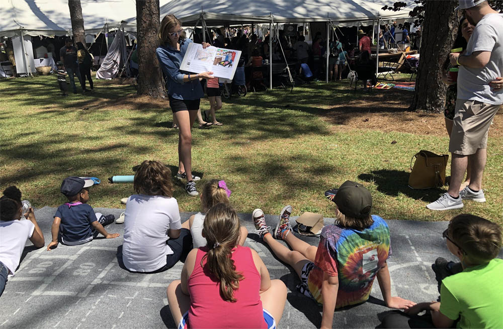 https://0201.nccdn.net/4_2/000/000/046/6ea/11-Roxy-Storytime-in-the-park-Kids-EcZone-2019-1000x656.jpg