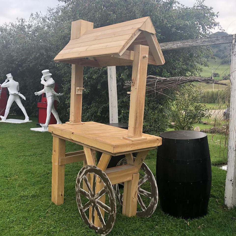 Carreta de Madera Natural
Medidas: 1.24cm X 2.18cm
$160.000