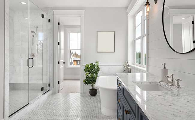 Beautiful Bathroom With Bathtub