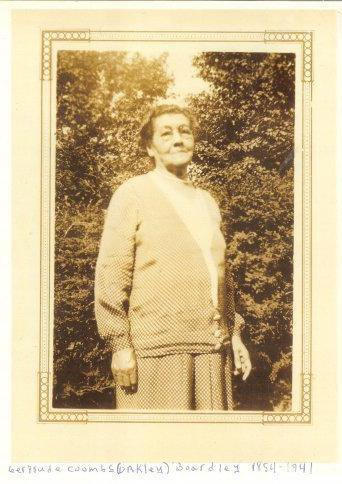 Gertrude Coombs-Oakley-Boardley - Wampanog/Pequot cicra 1924