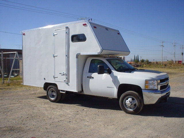 campers volado chasis nissan  