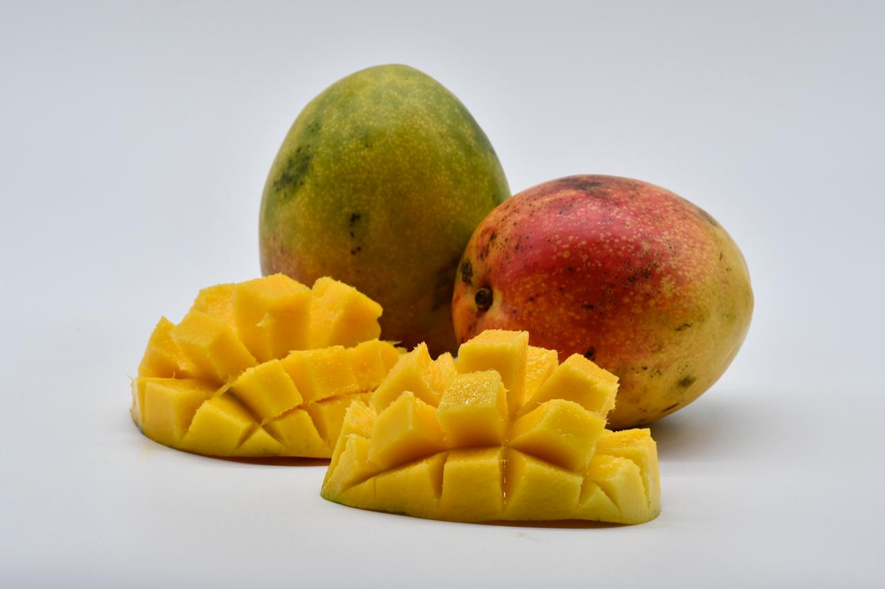 MANGO BOLA