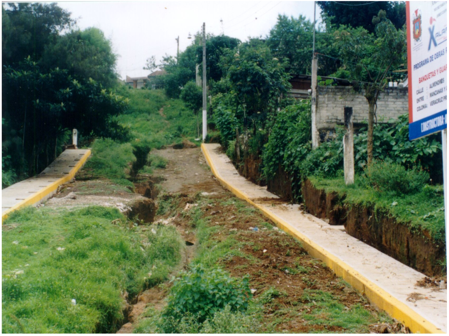 Banquetas y guarniciones, Xalapa, Ver.
