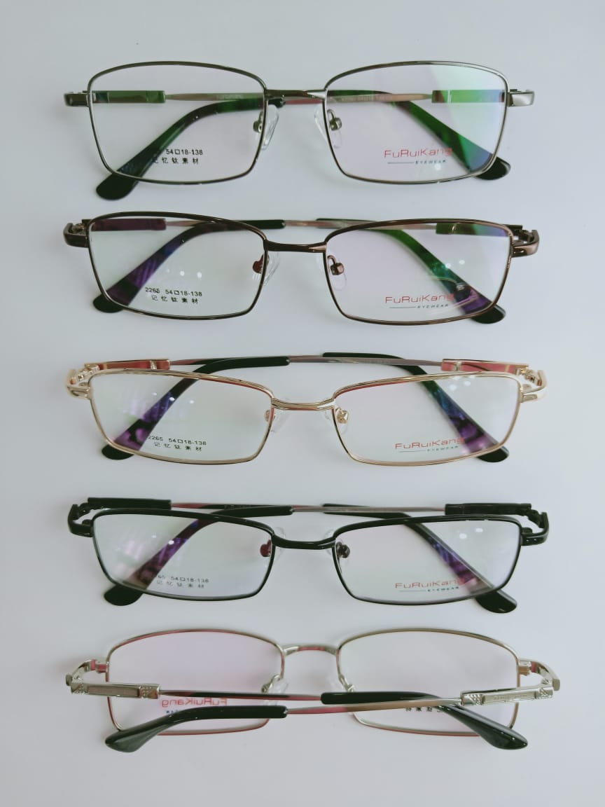 Modelo: 2265
Colores: Negro, Dorado, Plateado, Cafe y Gris