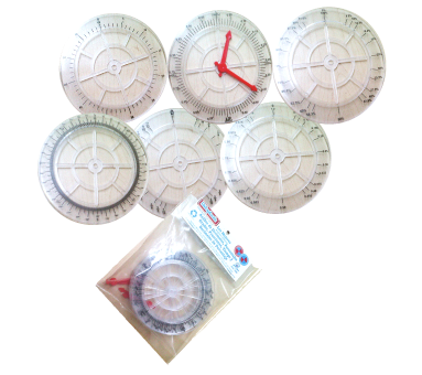 Anillos de Fracciones Circulares
$110.00 con iva
6 aros serigrafiados con ángulos, números romanos, decimales, números porcentuales, números decimales y coordenadas
2 manecillas
Representar y comprobar la relación que existe entre las diferentes formas de representar una fracción: como fracción común, como número decimal, como porcentaje, como fracción de medida de tiempo y como medición de ángulos.