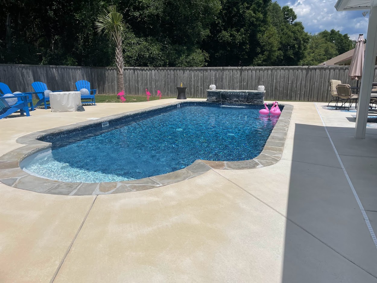 vinyl with flagstone and fountain