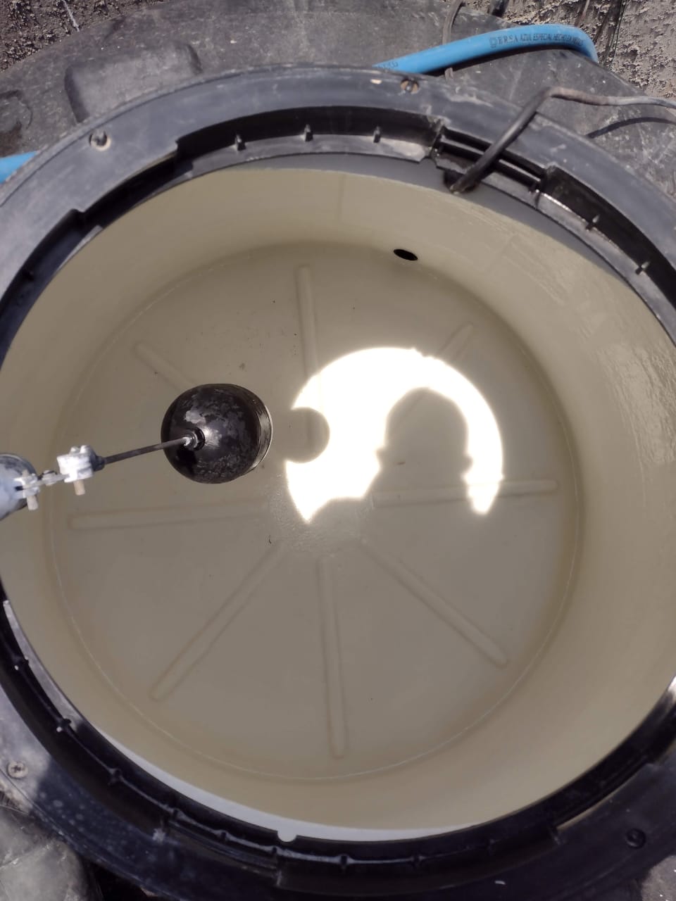 empty black rolling chairs at cubicles