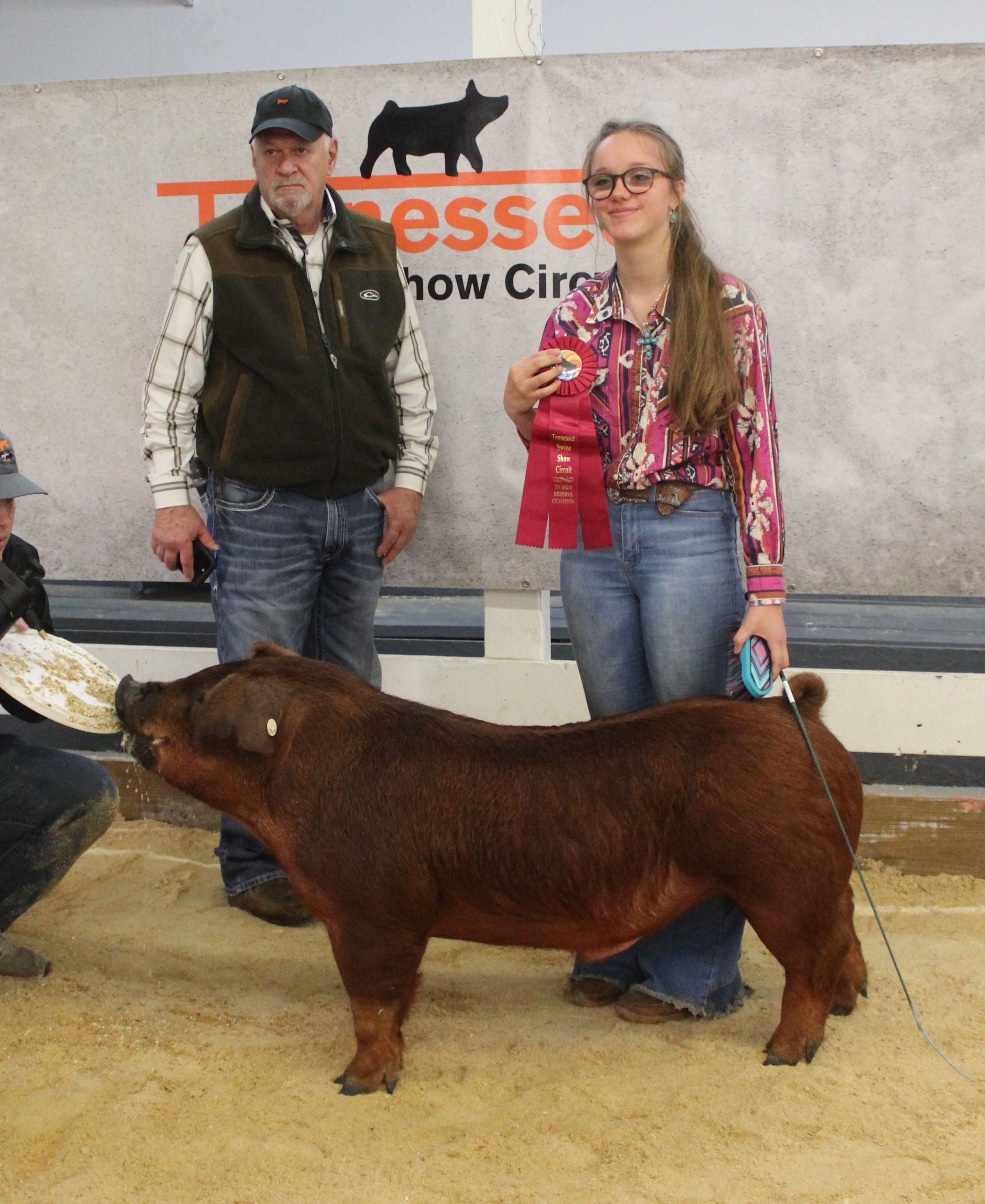 Ivy Johnson
2022 New Year's Countdown Spectacular
Day 2 - Reserve Champion Duroc Barrow