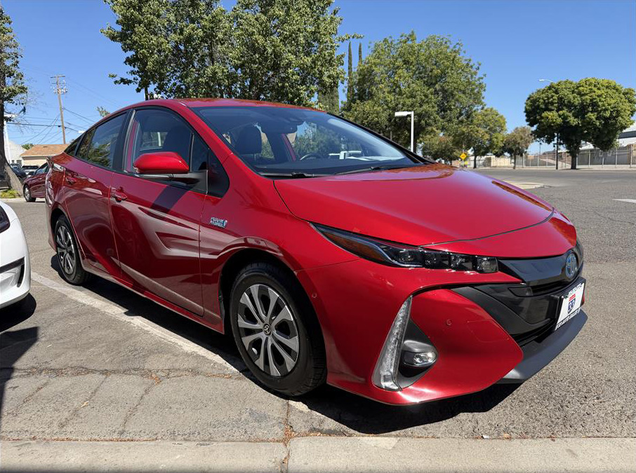 2021 Toyota Prius Prime from 33 Auto Sales
Miles: 71,865
Drive: FWD
Trans: Automatic, ECVT
Engine: 4-Cyl, Hybrid, 1.8 Liter
Exterior: Red
Interior: Black
Stock: 1726
VIN: JTDKAMFP3M3189393