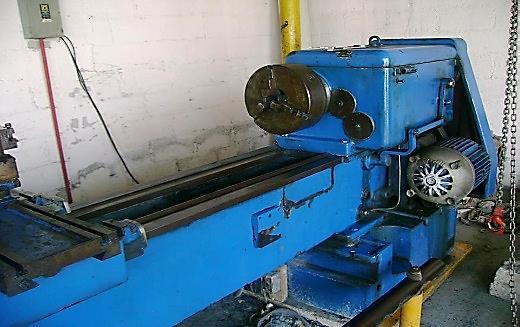 TORNO PARALELO
Marca: PASQUINO
Origen ITALIA
Volteo 22''in mas Escote
Largo de Bancada 2.70 mts
Paso de barra 2 1/2'' in
Cuerdas milimétricas y estándar
32 hilos x pulgada
(Bodega Toluca)