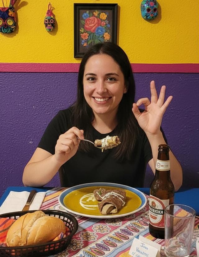 Doctora con bata blanca y estetoscopio sonriendo en un moderno entorno de oficina con colegas al fondo.