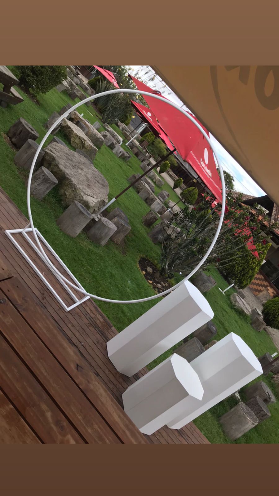 Arco de Globos $ 100.000
Alto 2.03m
Diametro 2m
( Para Globos)