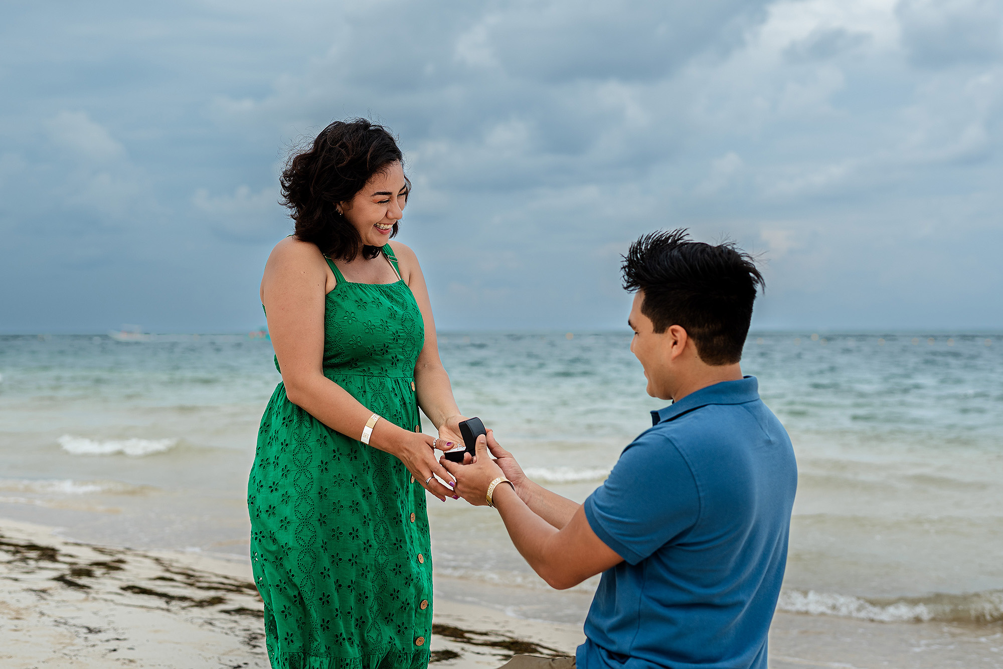 Elegant and intimate beach proposal captured in the Mexican Caribbean.