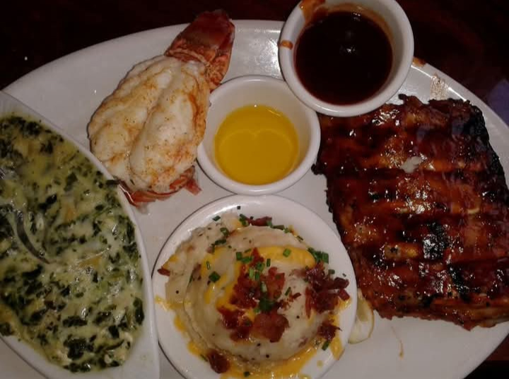 TONY ROMA'S Dinner