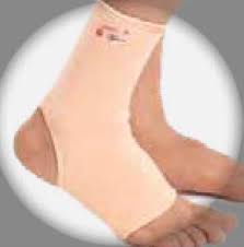 TOBILLERA ELASTICA DESCUBIERTA DE TALON  $140