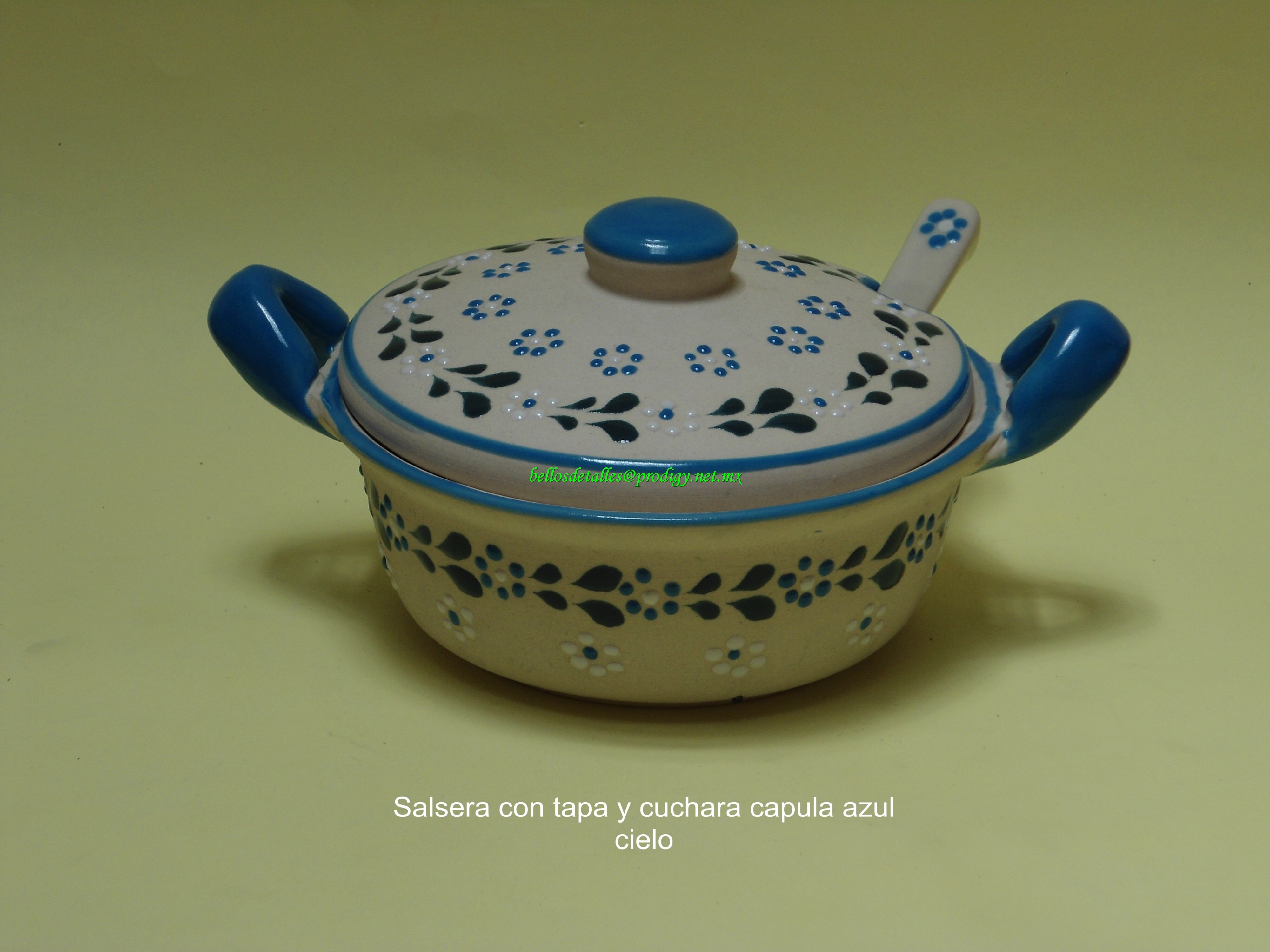 https://0201.nccdn.net/4_2/000/000/048/536/Salsera-con-cuchara-capula-azul-cielo-4000x3000.jpg