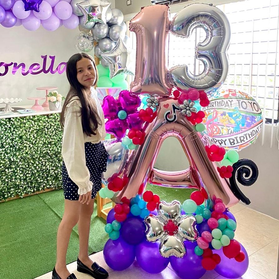 Colombia: 1111 Pesos
Venezuela: 11$
Negociable Según Diseño 
