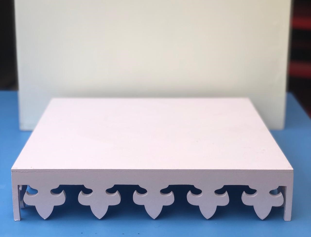 Bases Planas Troqueladas
Color Lila
Medias: 30cm X 30cm 
$20.000