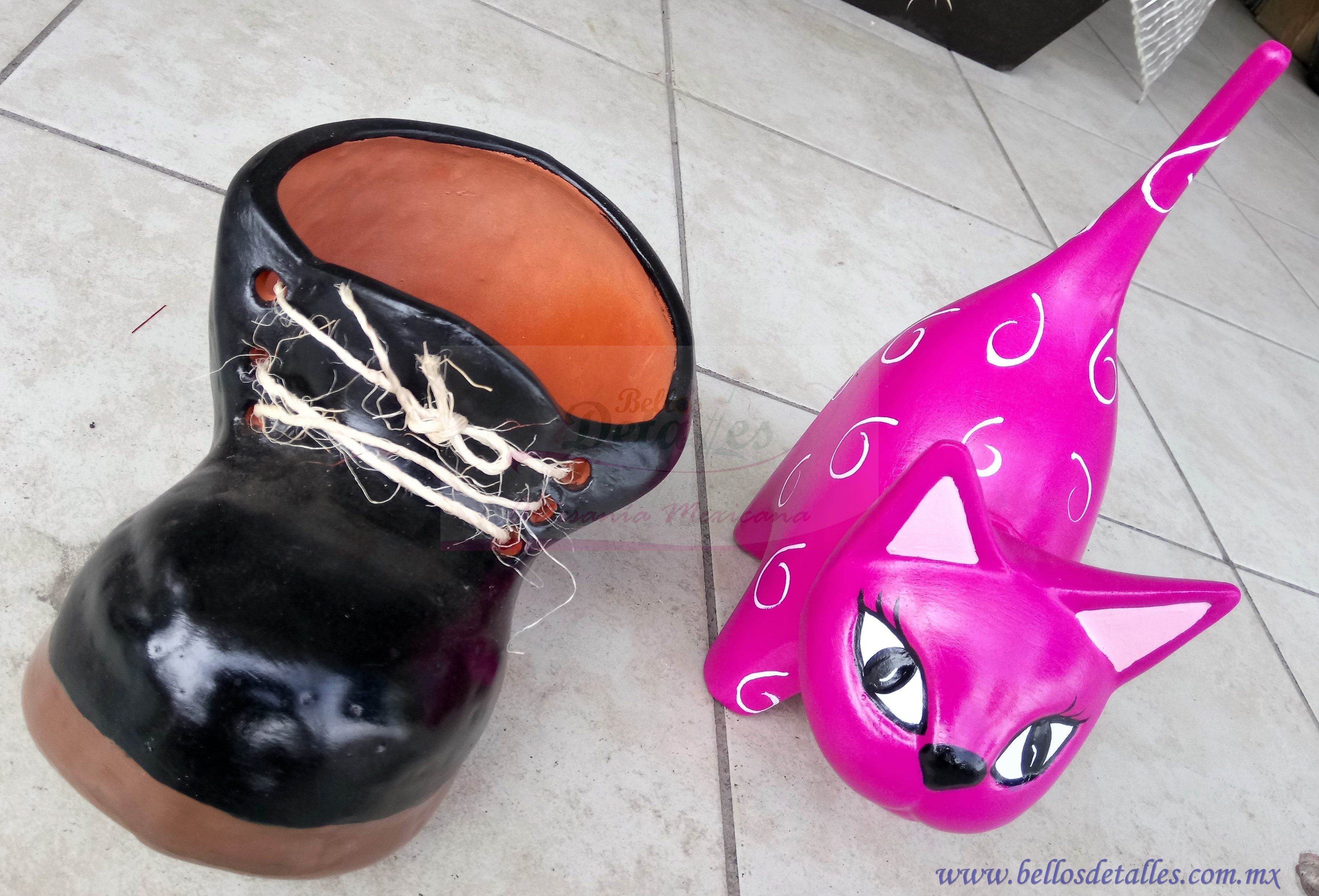https://0201.nccdn.net/4_2/000/000/04b/787/Zapato-maceta-y-gato-anillero-y-alcanc--a-3555x2416.jpg