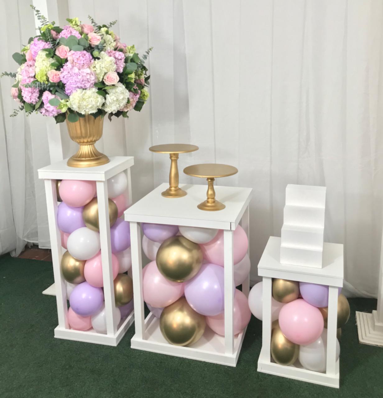 Auxiliar Tipo Farol Color Blanco
Manejamos Variedad de Colores
Principal 80CM Altura. 60x60cm
Mediana 1,02 M Altura .41x41cm
Pequeña 58 CM Altura.41x41cm
Unidad $50.000