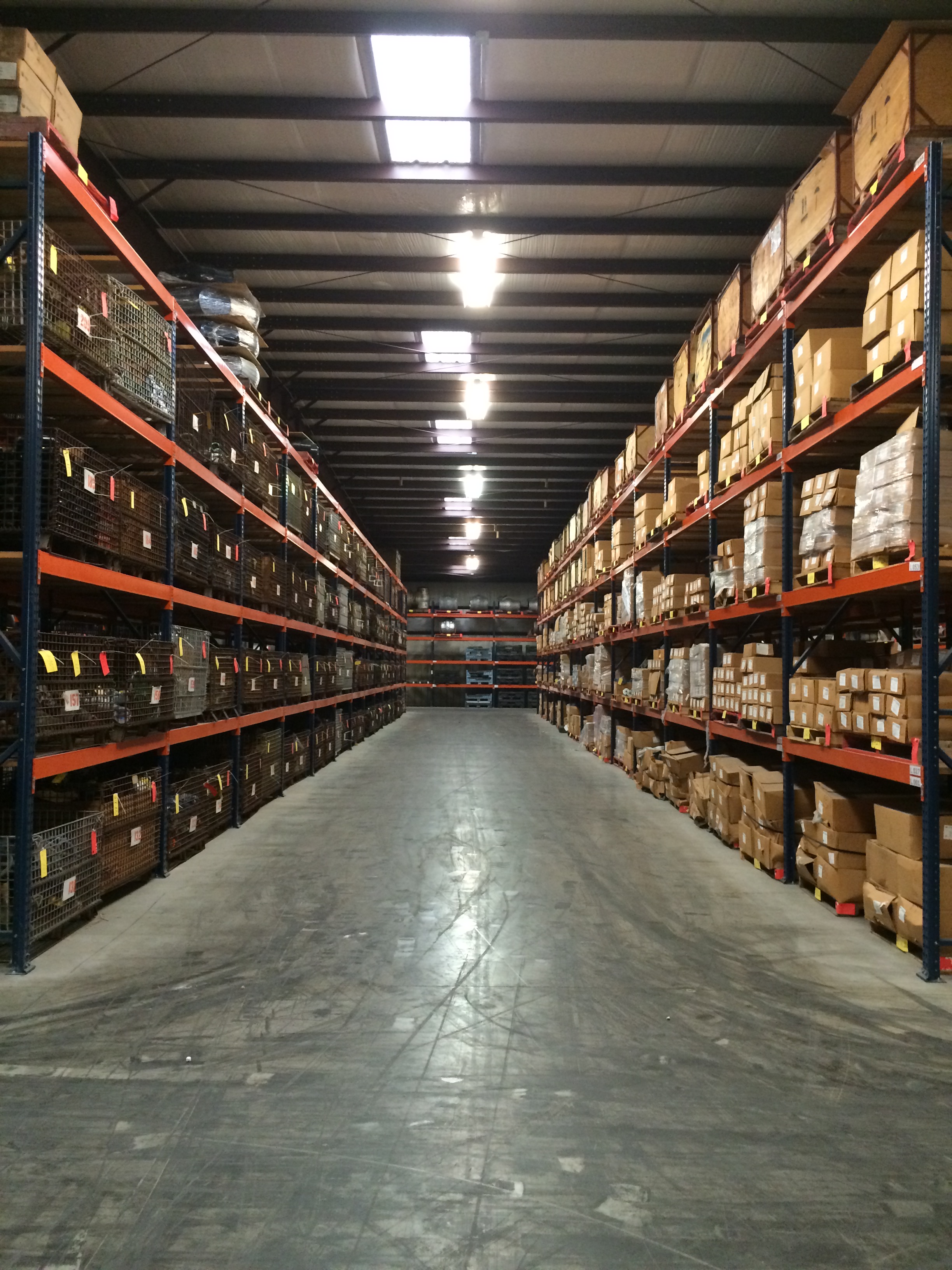 https://0201.nccdn.net/4_2/000/000/04b/787/warehouse-aisles--38-.jpg