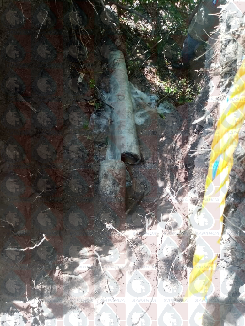 Reparación de fuga de agua  de la línea de conducción de Tabernillas  
Mes: Octubre