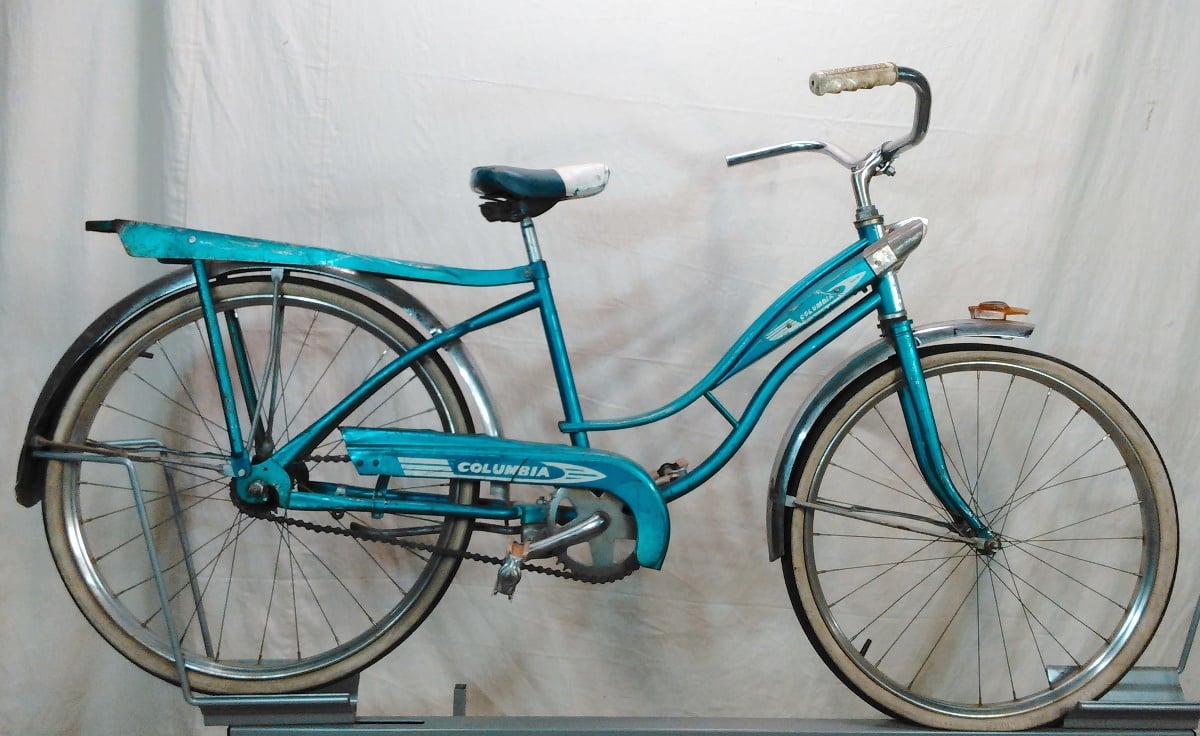 Columbia Cruiser 
Girl&apos;s  Cruiser 24&quot;
$130.00