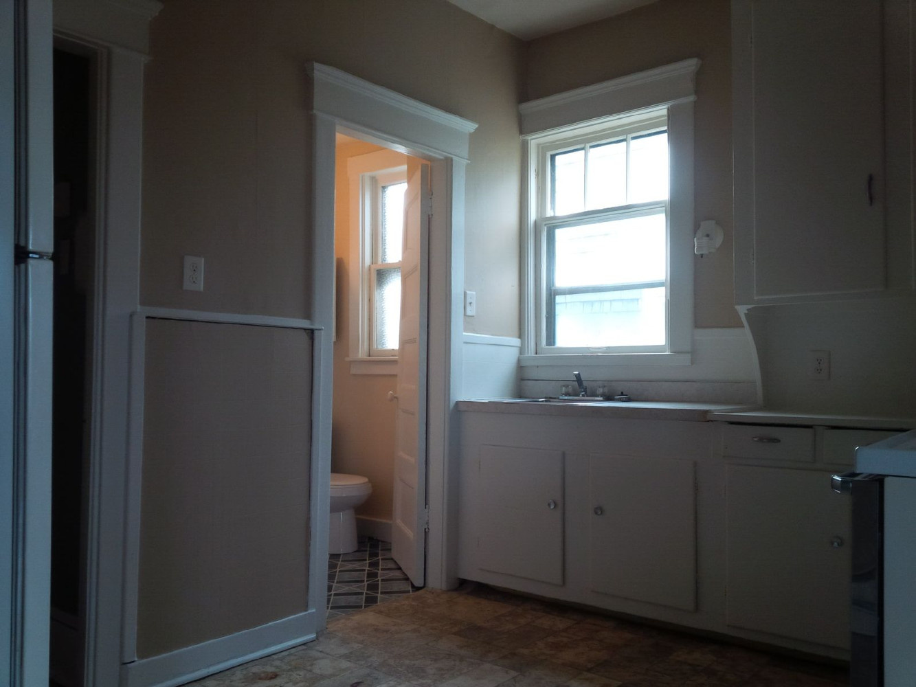 30 Clarendon #5 Kitchen