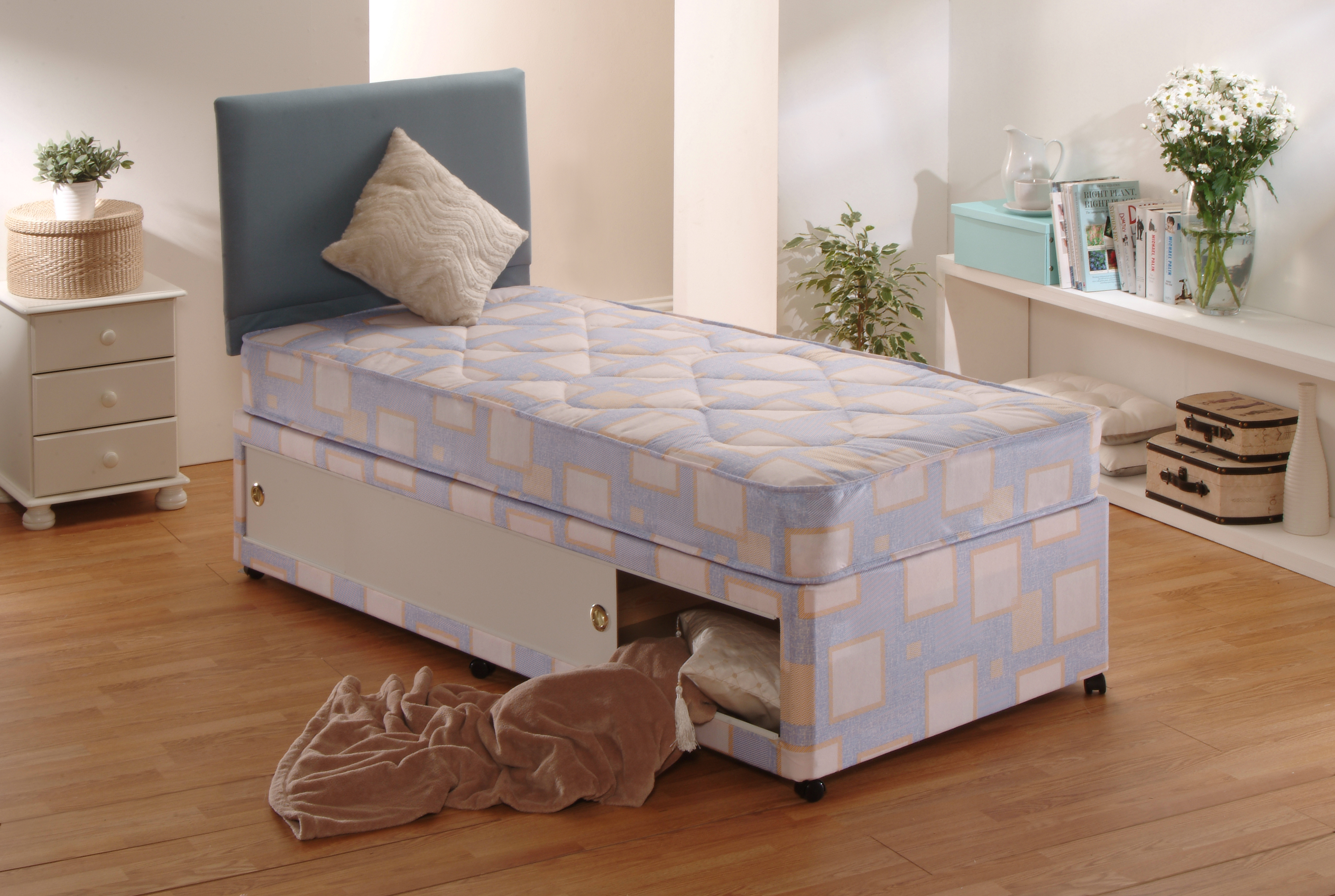 BEDS 'N' STUFF Divans/Mattress