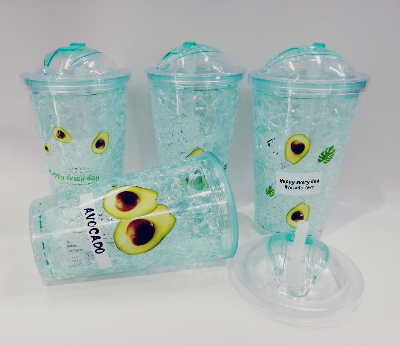 BW-65
VASO DE AGUACATE
CAPACIDAD DE 450 ml