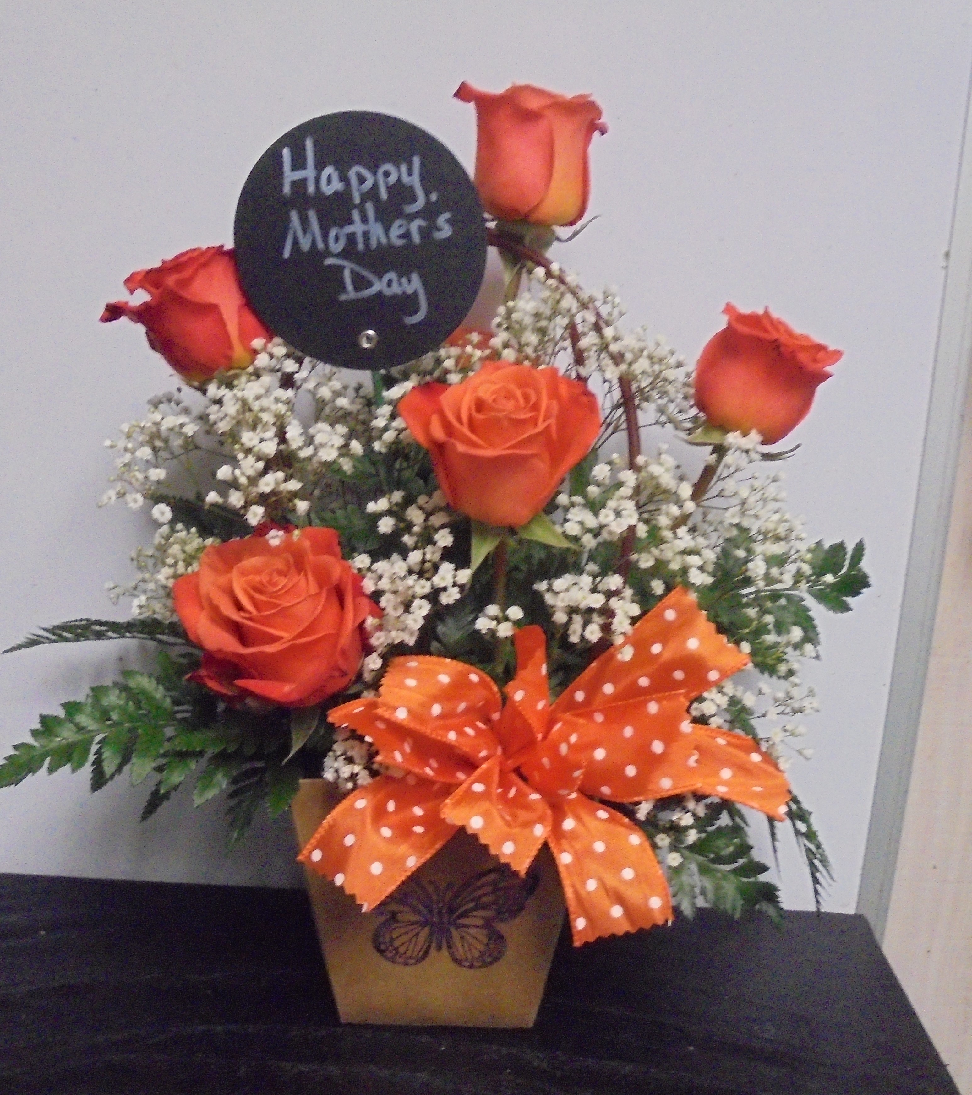 (5) "Half-Dozen" Roses Handbag Bouquet
$60.00
(Ask For Available Colors)