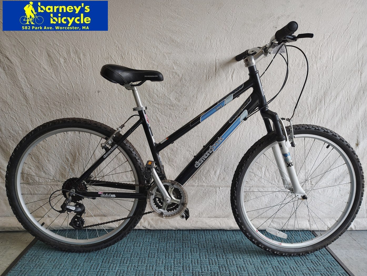 Diamondback Lustre 2  Step-Thru
Frame Size: 17" MD / Rider Height: 5'6-5'9
Price: $239.00 (Professionally Tuned)
