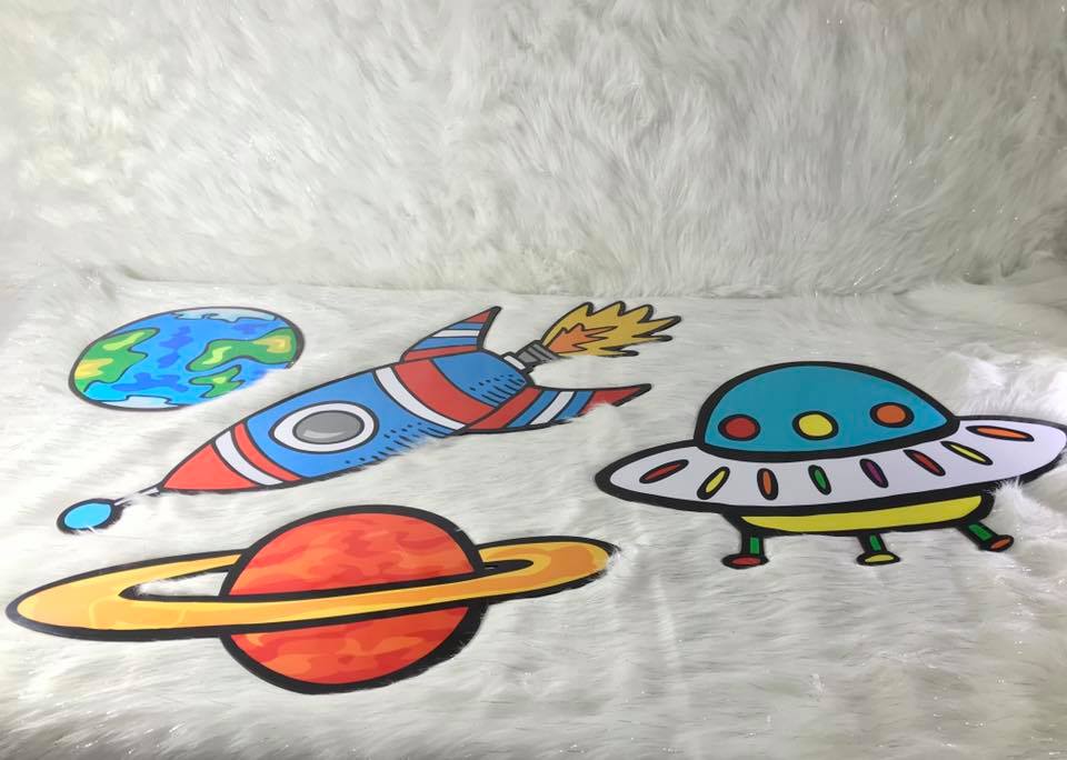 Planeta Tierra 
Precio de alquiler 20.000
Planeta Modelo 1 
Precio de Alquiler 20.000
Nave Espacial Modelo 2
Precio de Alquiler 20.000
Nave Espacial Modelo 1 
Precio de Alquiler 20.000