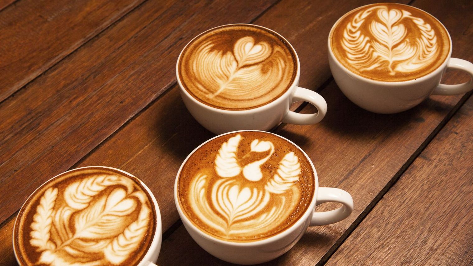 https://0201.nccdn.net/4_2/000/000/051/0ce/cafe-latte-art_5166479-1520x855.jpg