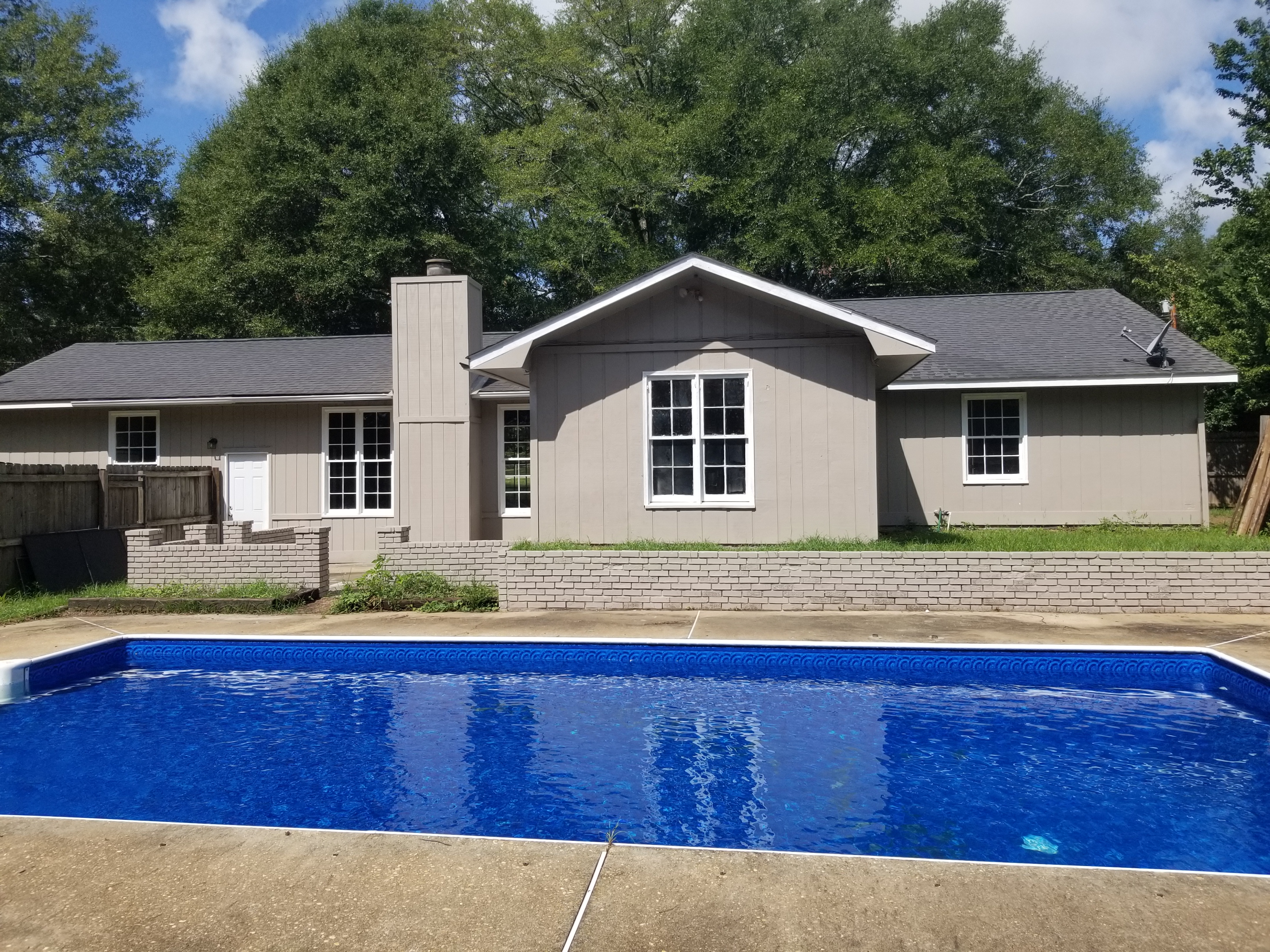 190 Williamson Way 

