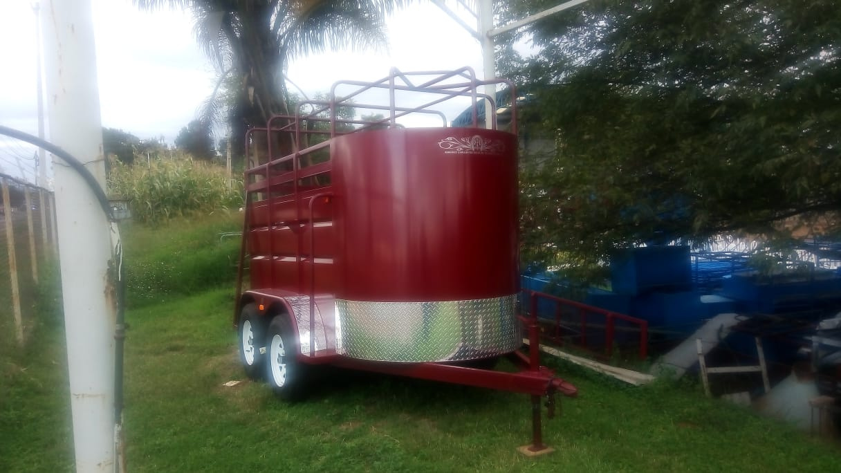 REMOLQUES GANADEROS