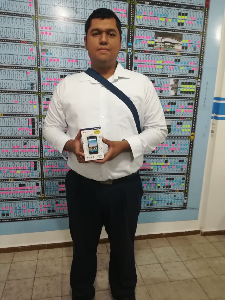 Cliente ganador de un celular inteligente, Dic. 2017