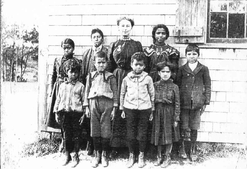 1901 Mashpee students and teacher