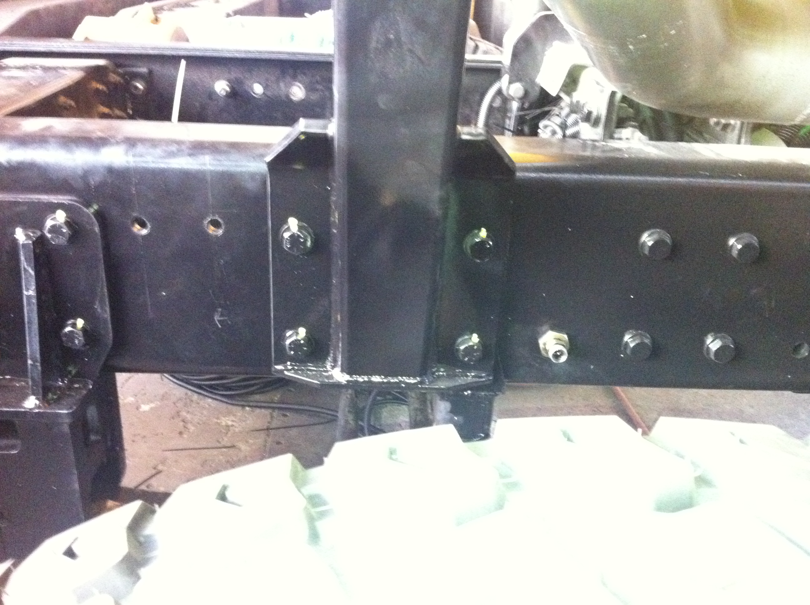 Alargamiento de Chasis Para Unidad Tractocamión International Work Star